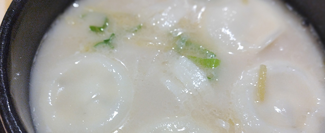 餃籠包 880円